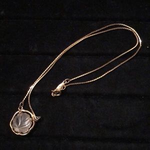 Gold Tone W/ Frosted Detailed pendant Necklace 14”